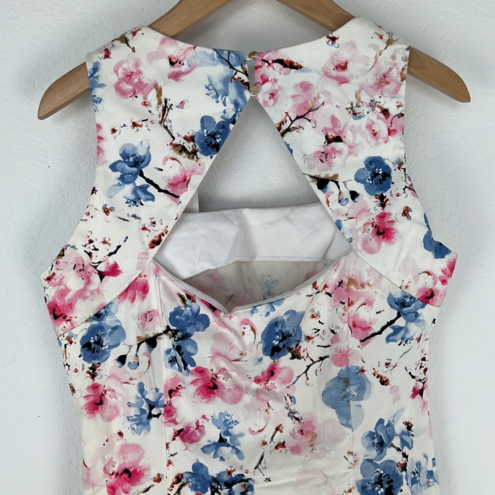 Concept Club Floral Spring Square Neckline & Key Hole Back Dress Size Small NWT - Picture 9 of 11